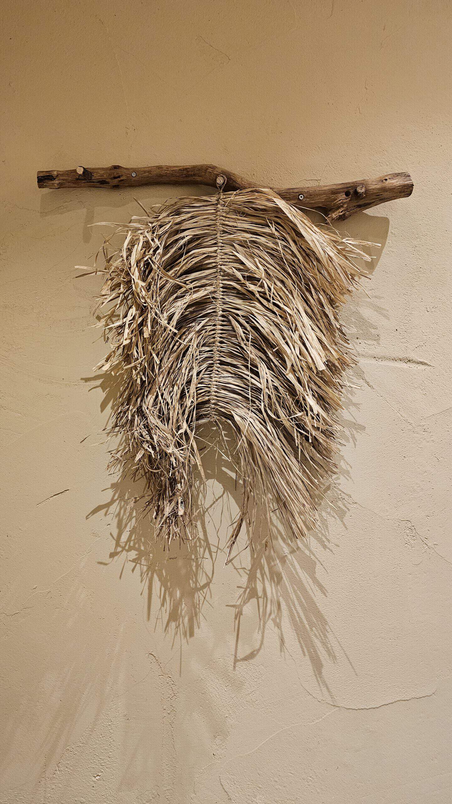 RAFFIA FEATHER
