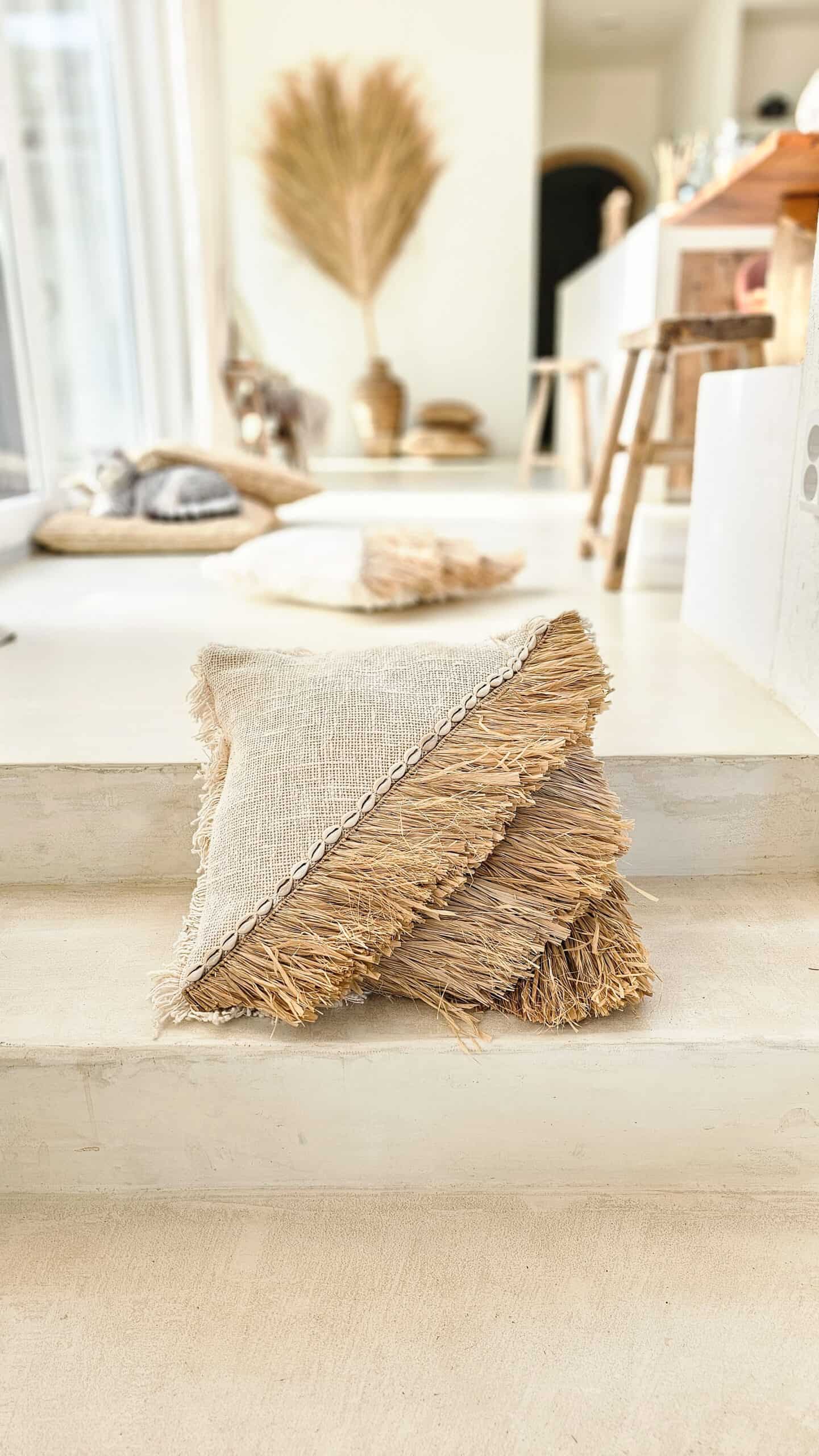 CUSHION JAJA