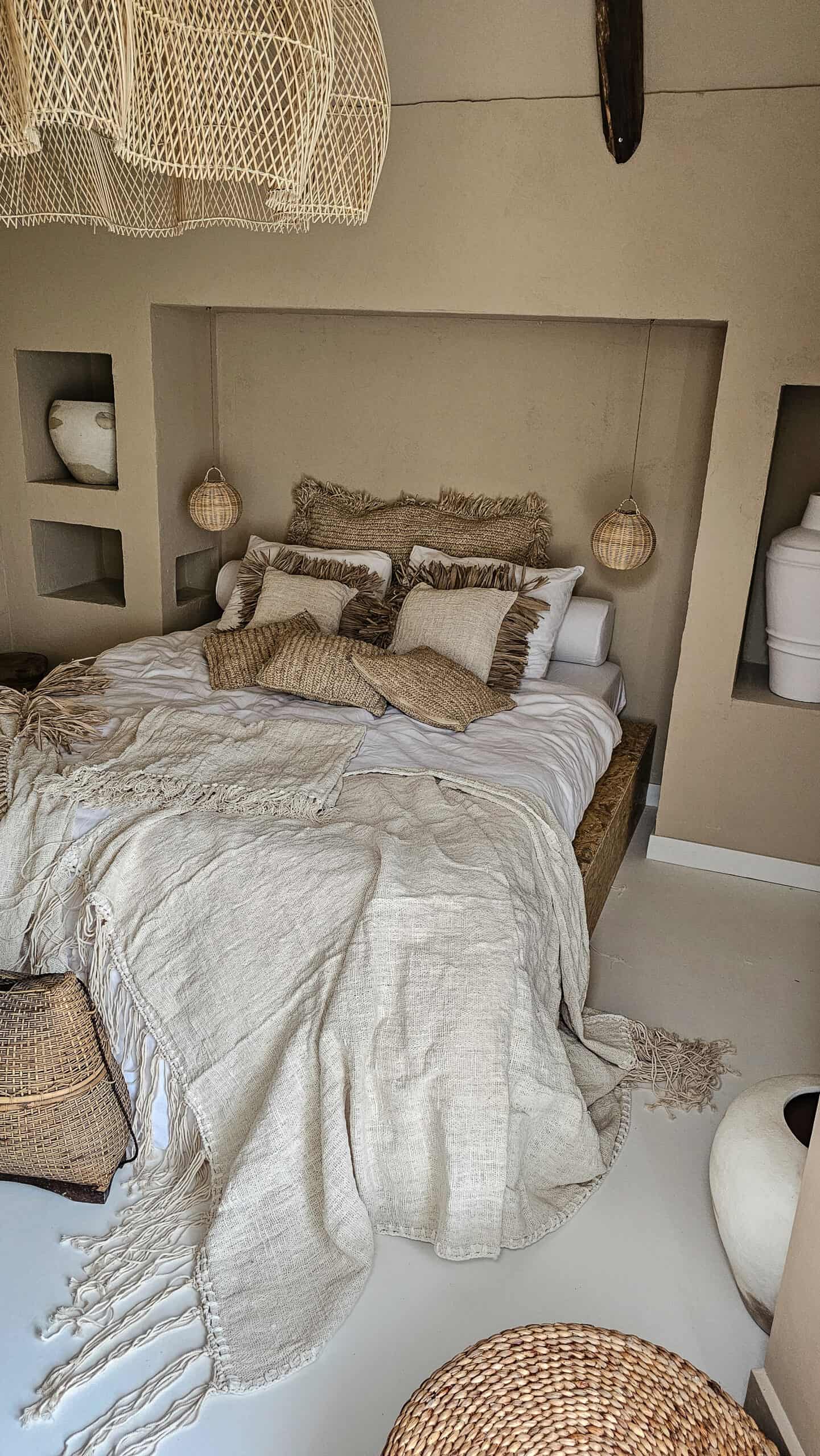LINEN PLAID WITH COARSE FRINGES