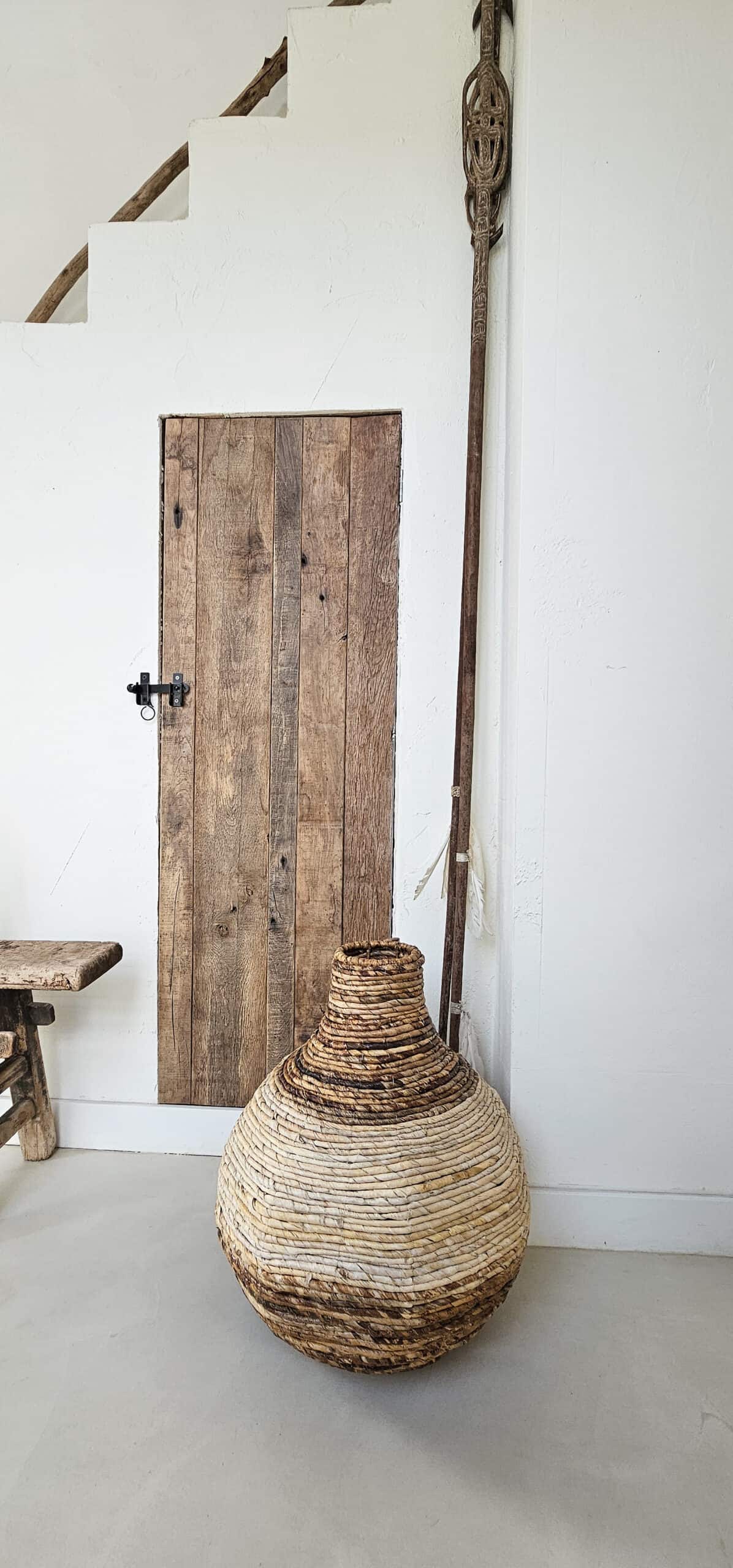 BANANA LEAF VASE