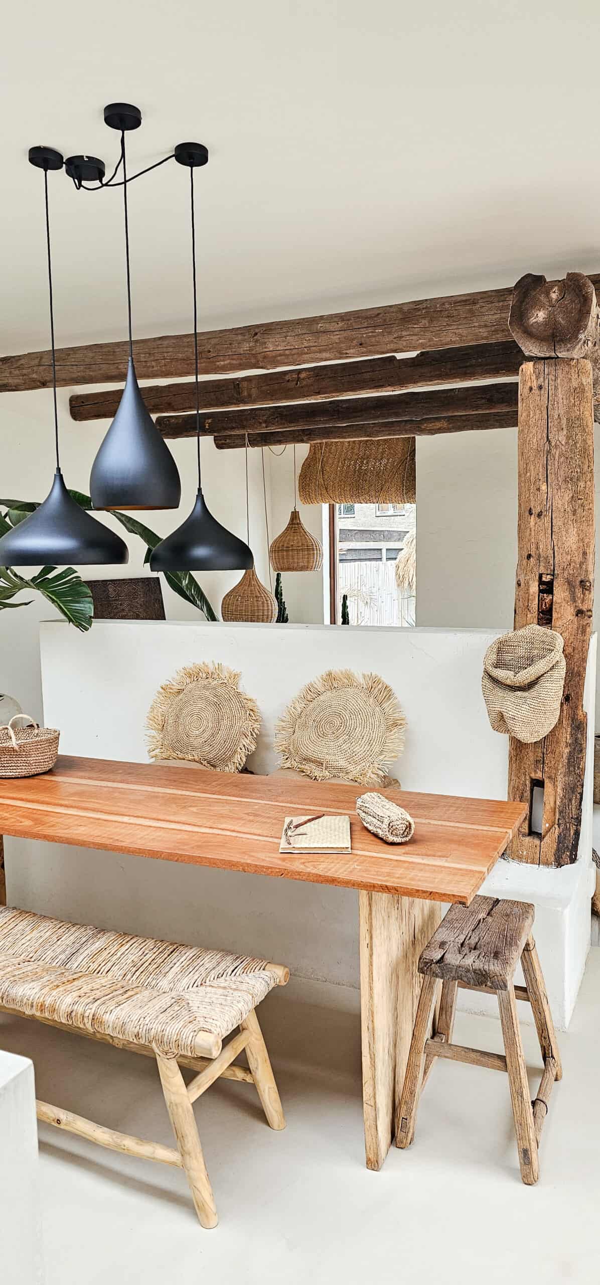 CUSHION RAFFIA ROUND