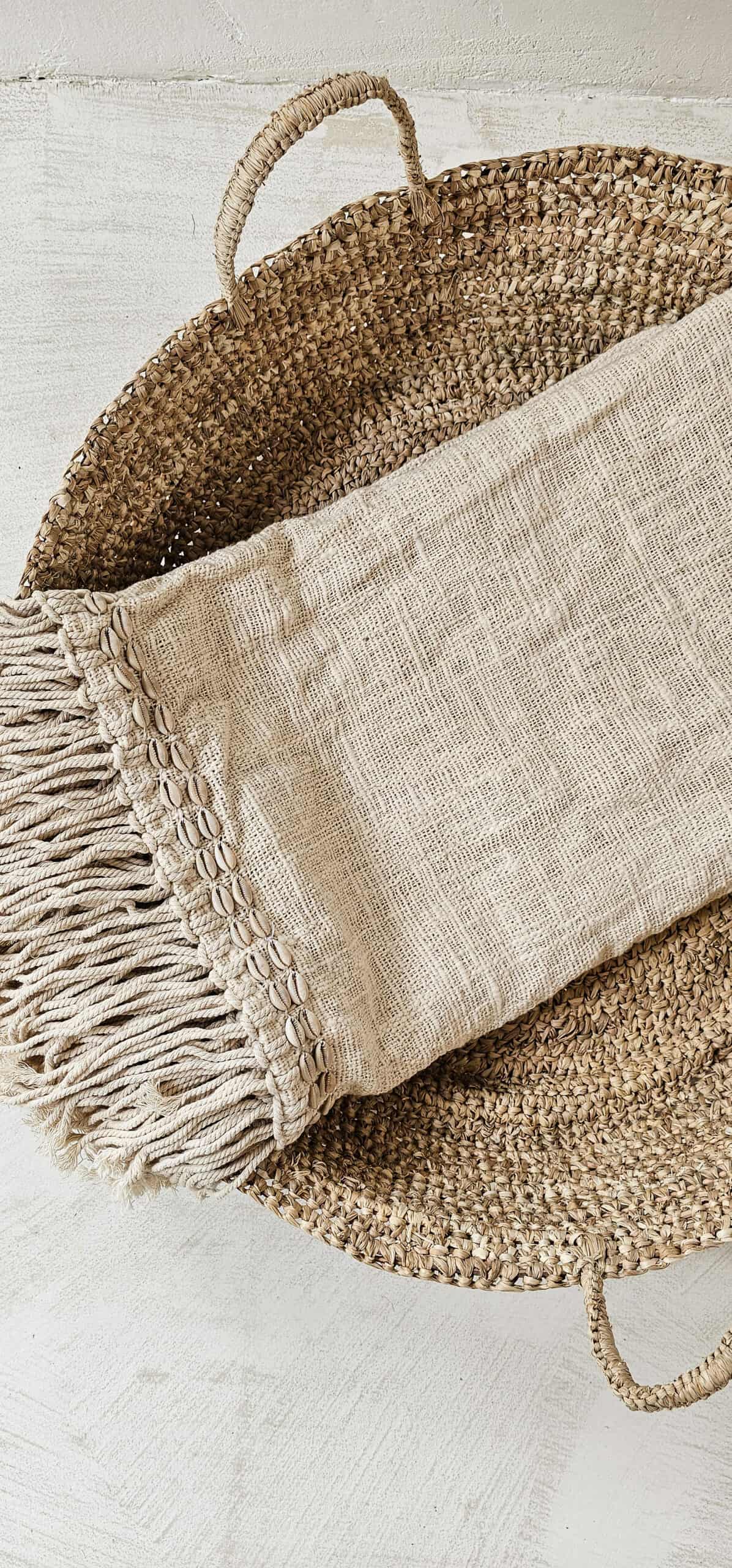 LINEN PLAID WITH SHELLS