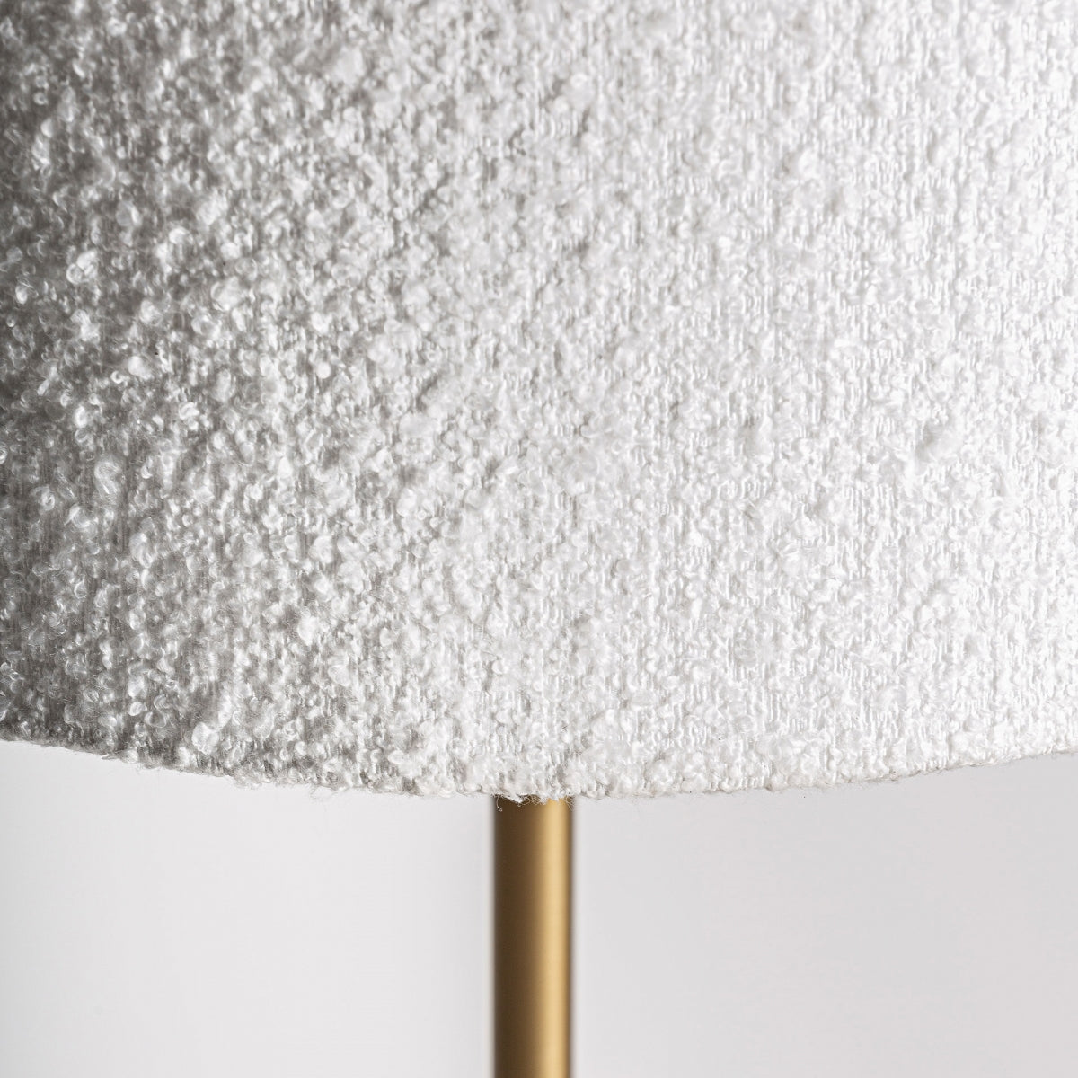BOUCLE WOOD LAMP