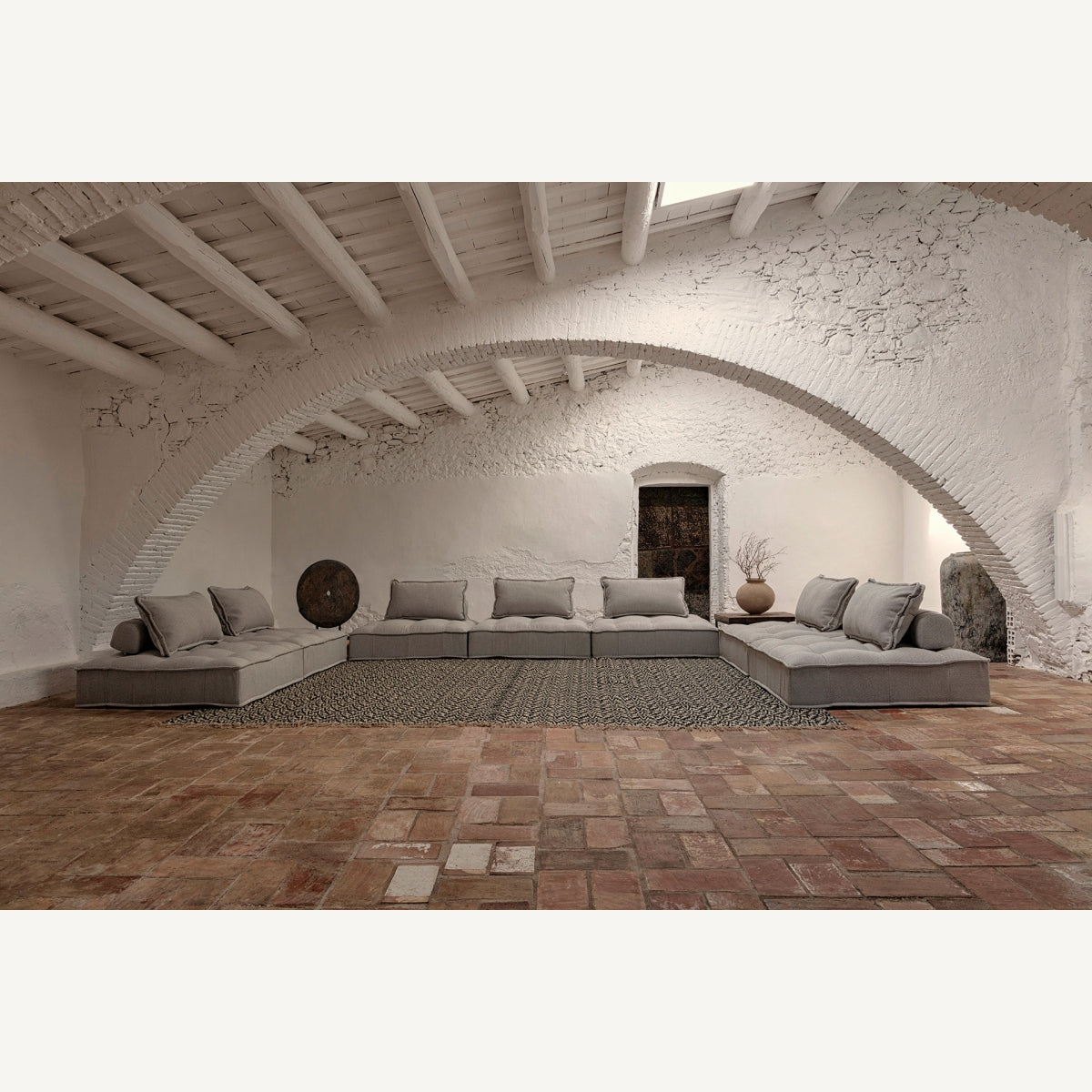 CHANIMA JUDE RUG 320cm