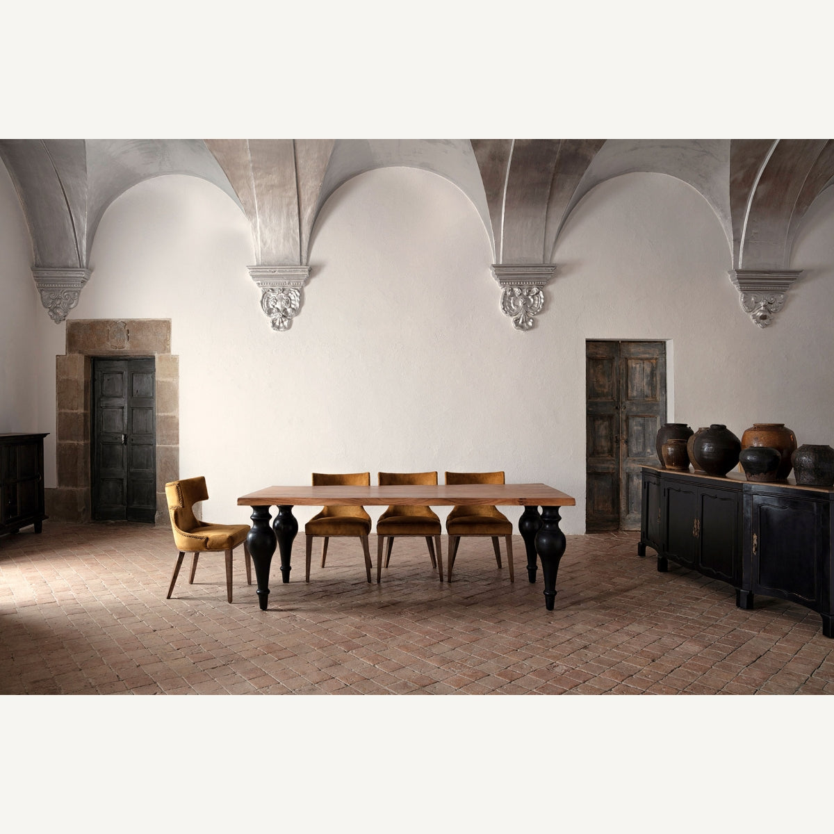 ZENICA DINING TABLE