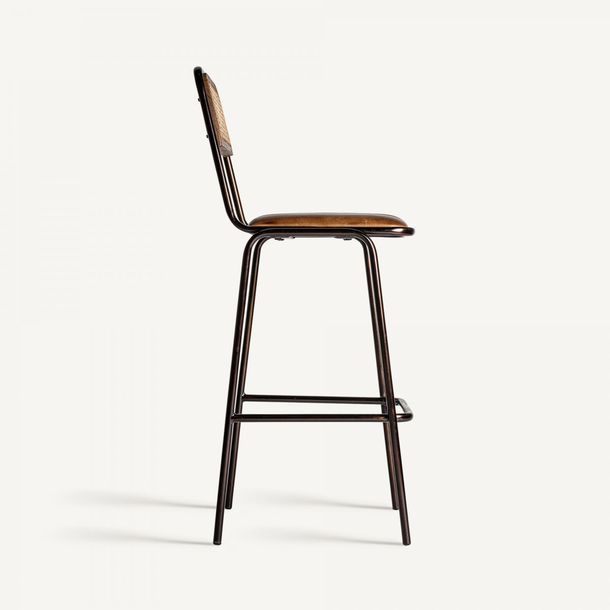 LEATHER EART BAR CHAIR