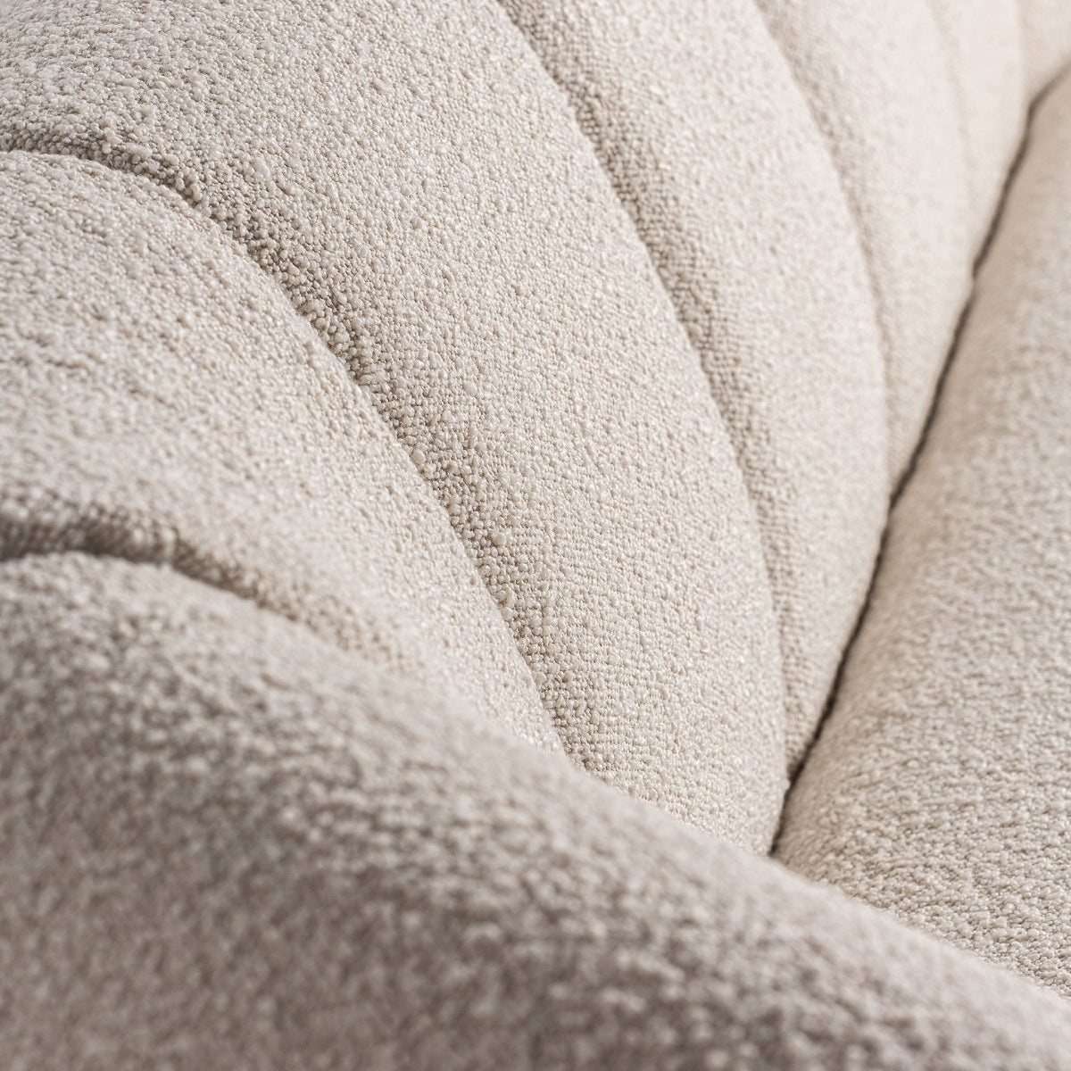 THYEZ BOUCLÉ SOFA