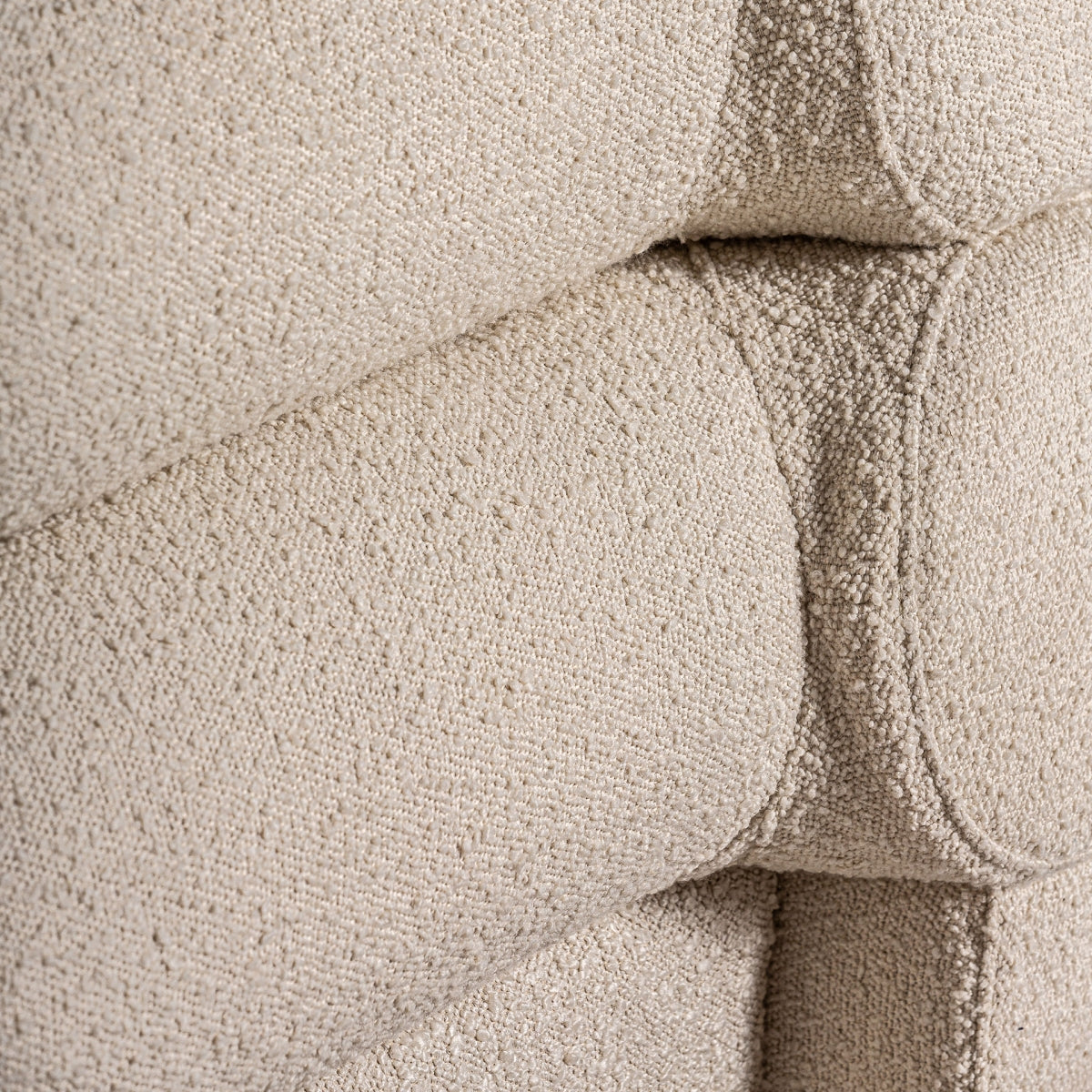 CHAIRI BOUCLE BED