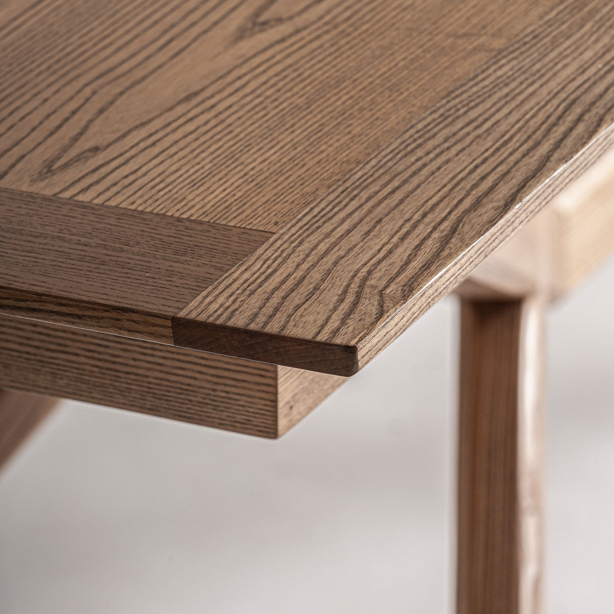 EXTENDABLE TABLE