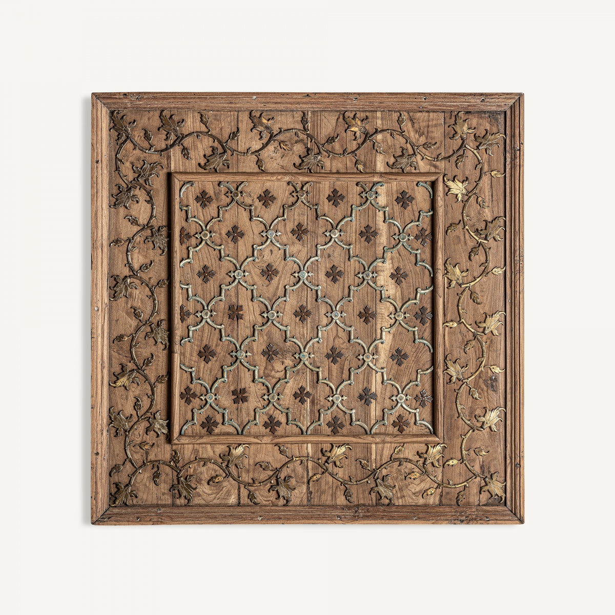 WALL PANEL 122