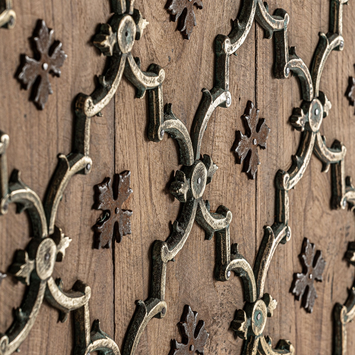 WALL PANEL 122