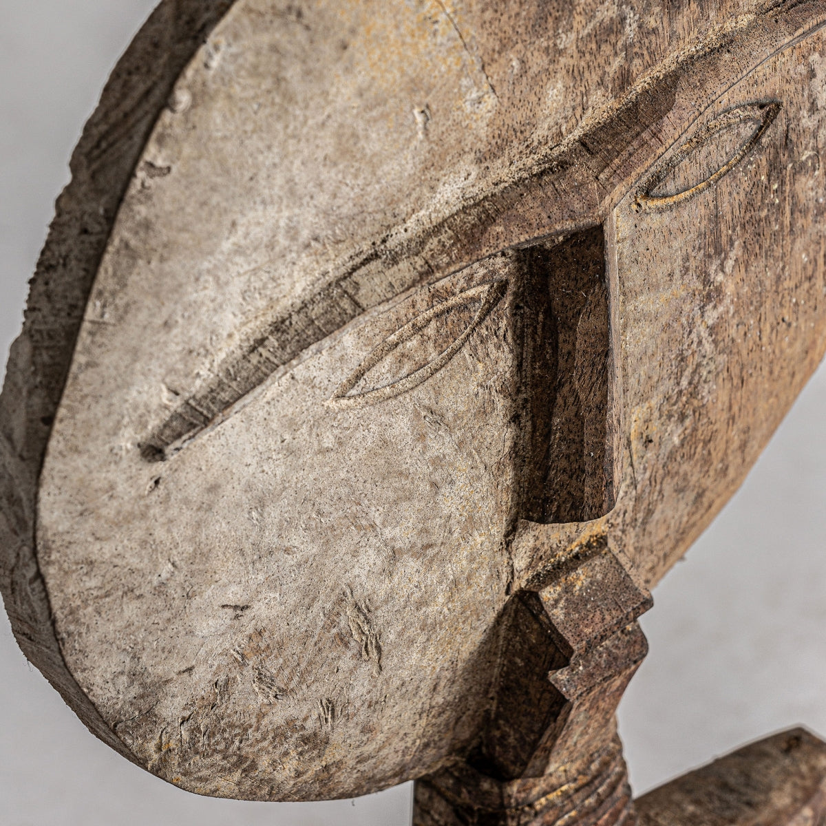 UNIQUE DECORATIVE FIGURE 71