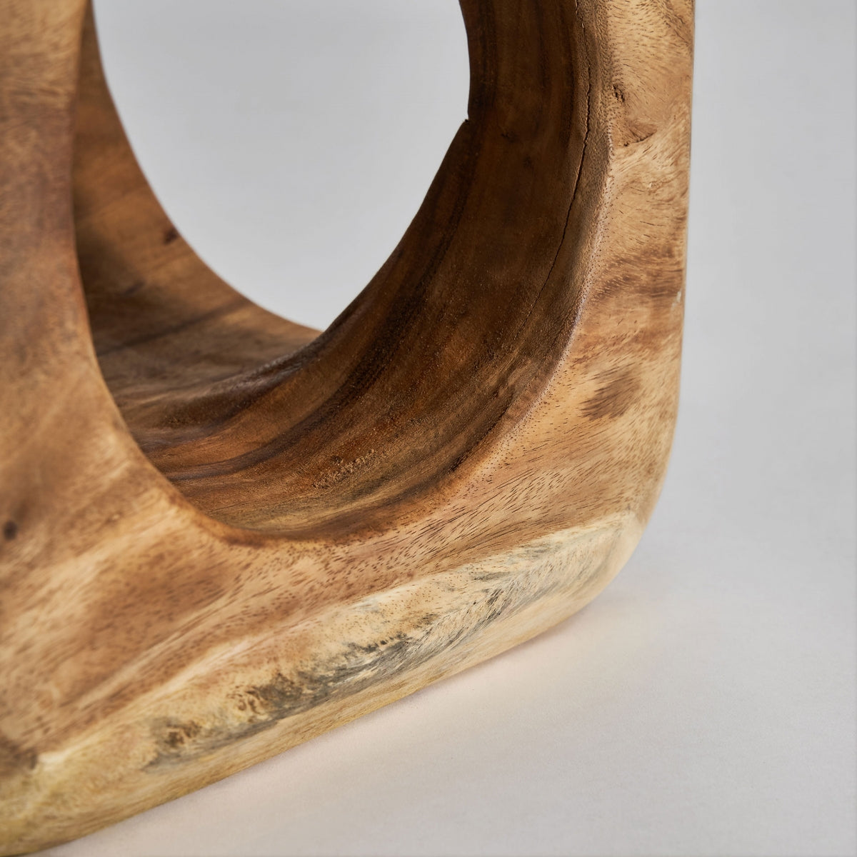 ARUSA THE HOLE STOOL