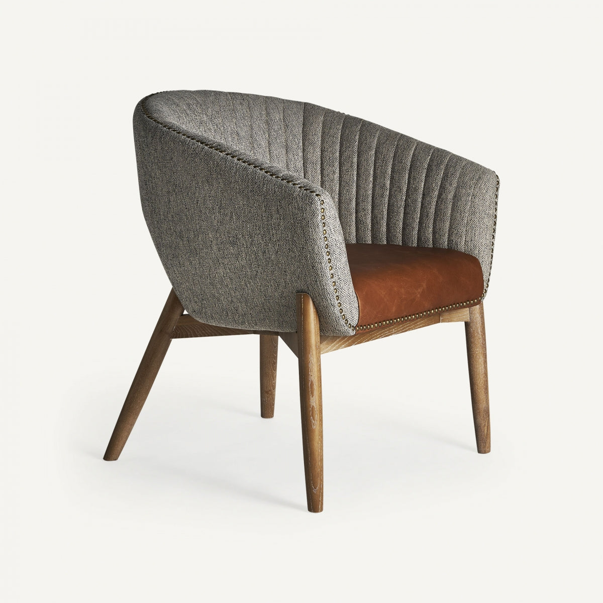 ELEGANT NEIVE ARMCHAIR