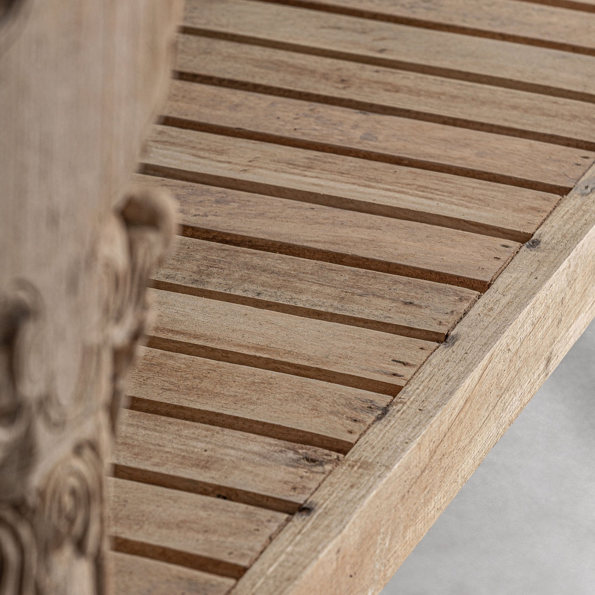 UNIQUE KELLYE CONSOLE TABLE 274