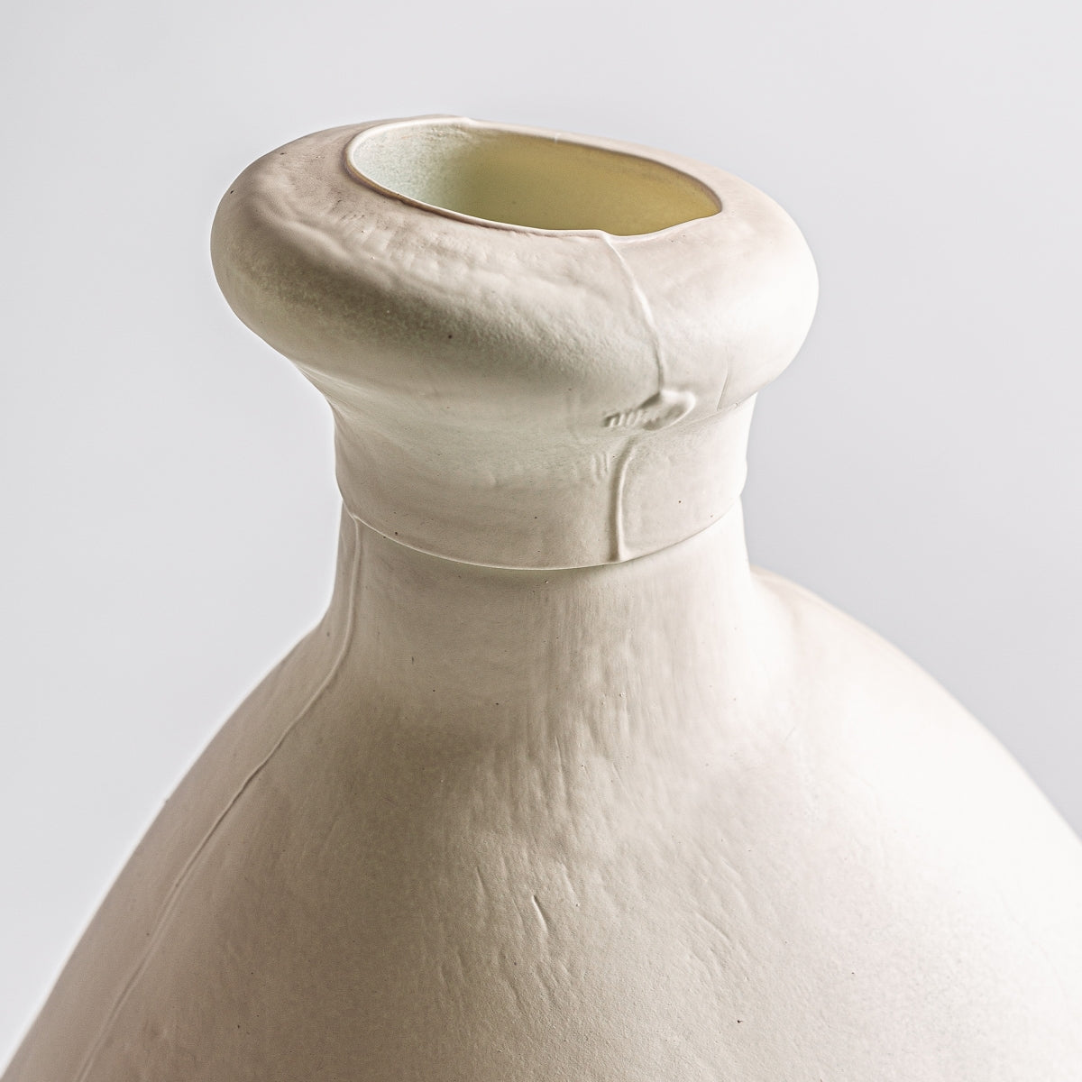 TERRA VASE