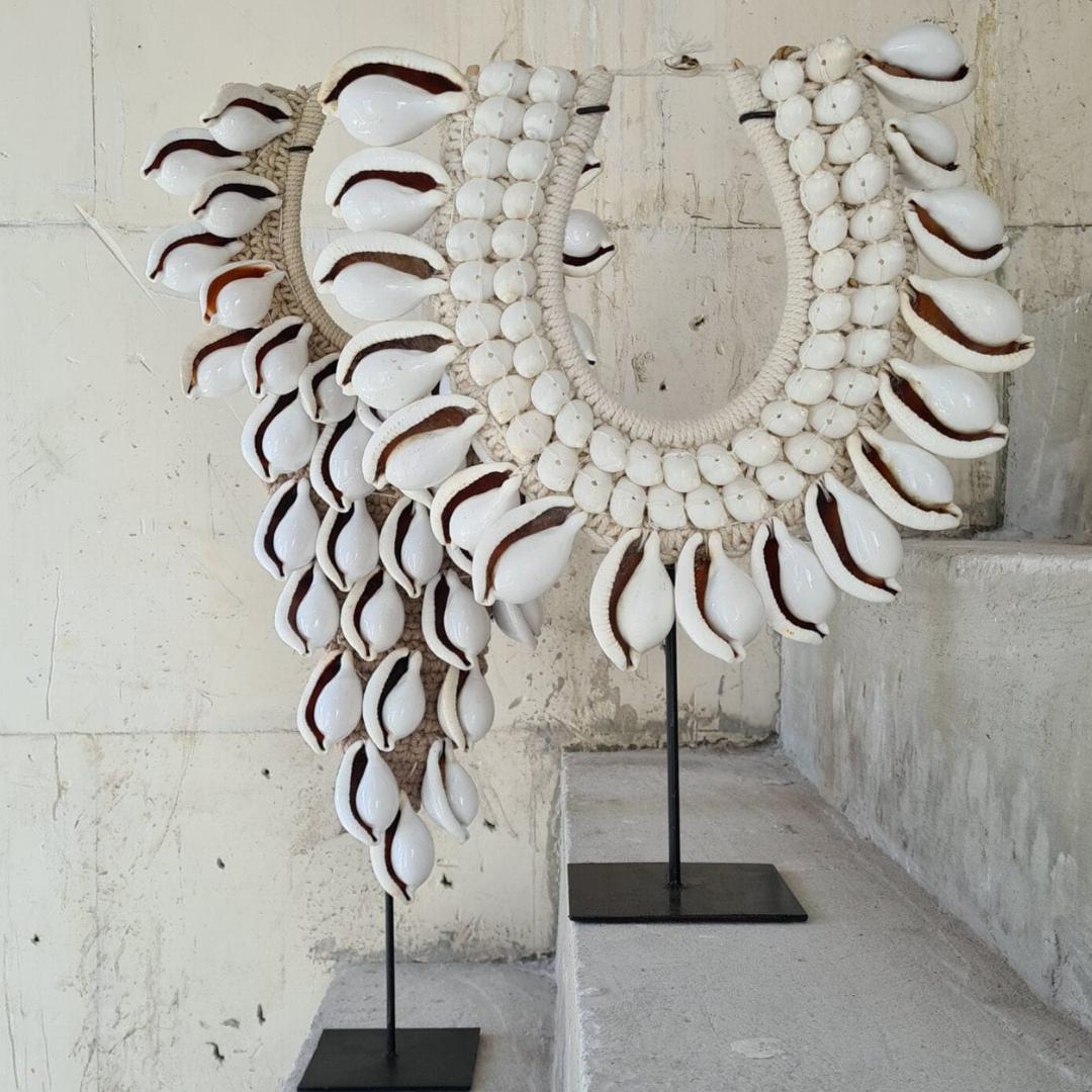 WHITE TIGER SHELL NECKLACE