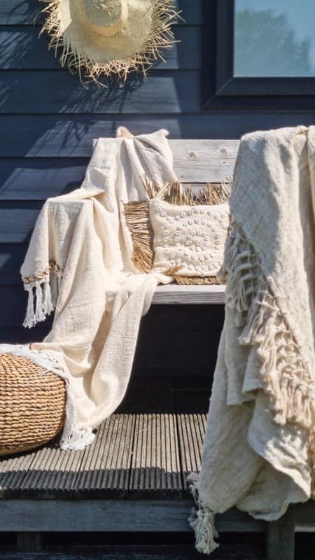LINEN PLAID WITH SHELLS 2