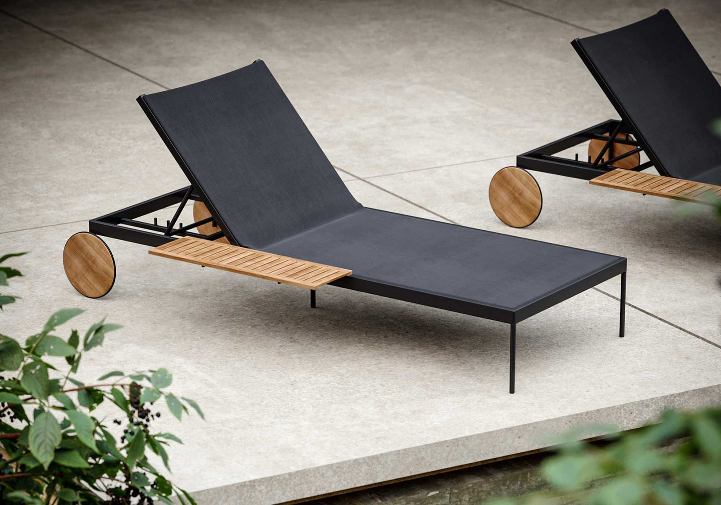 MATEO TEAK SUNBED