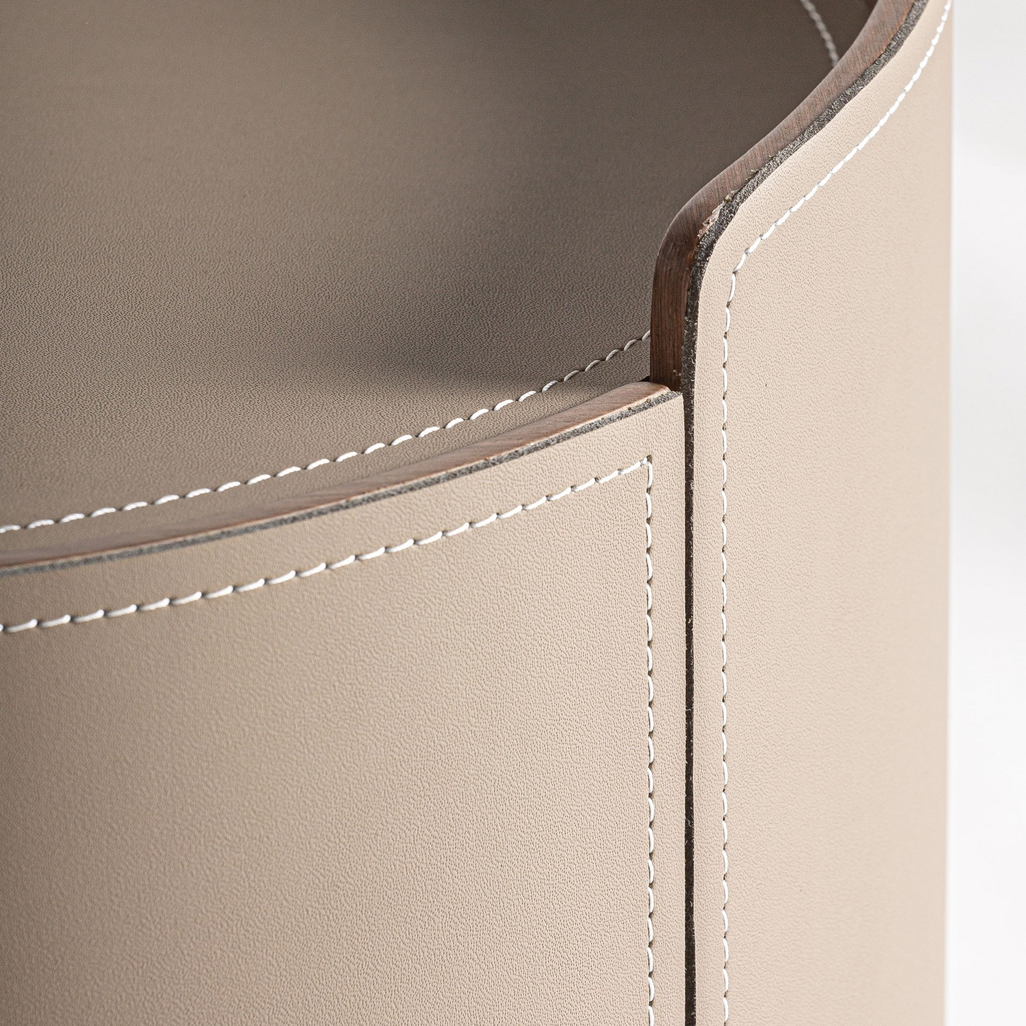 KANDERN BEDSIDE TABLE