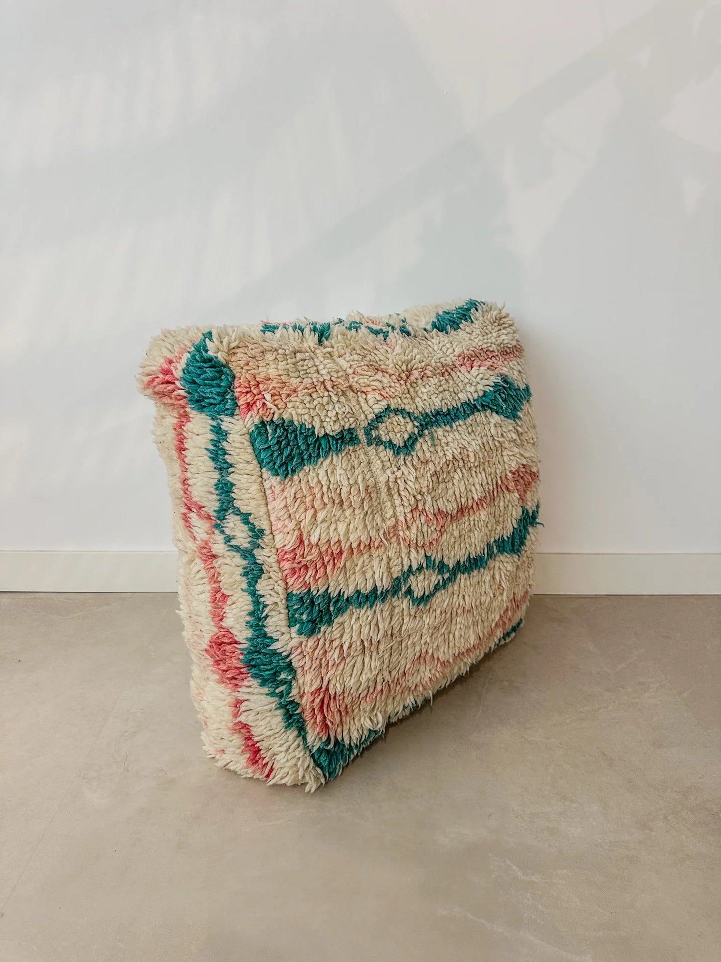 MAROCCAN WOLL POUF 15