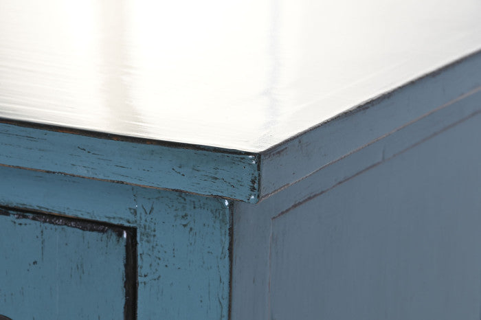LACQUERED BLUE