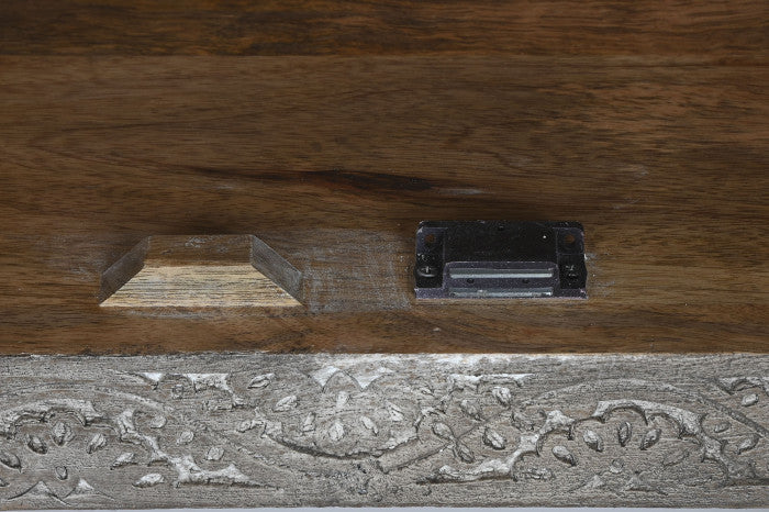 CARVED GREY CLOSET