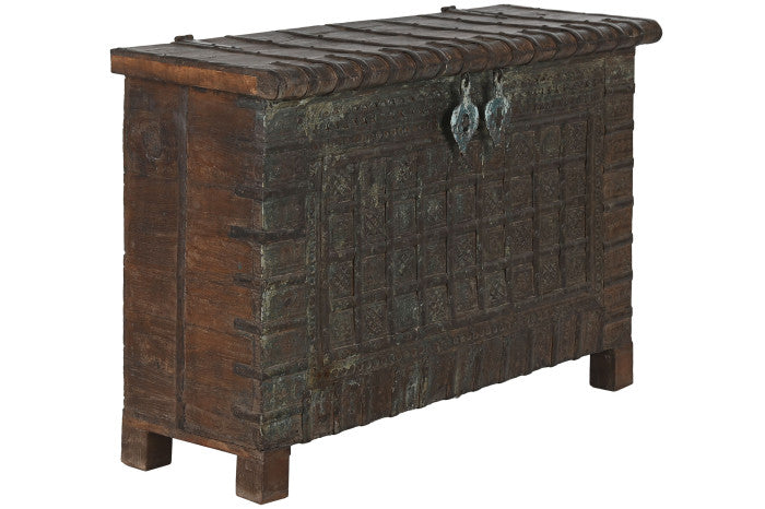 ANTIQUE INDIAN DOWRY CHEST