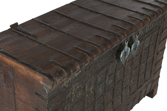 ANTIQUE INDIAN DOWRY CHEST