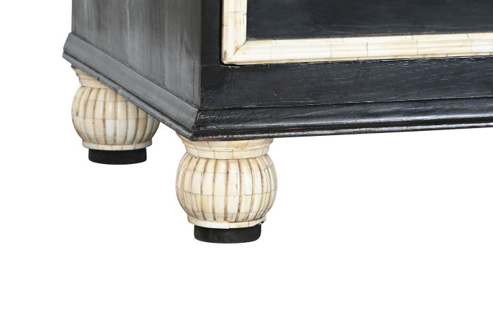UNIQUE BONE CHEST OF DRAWERS