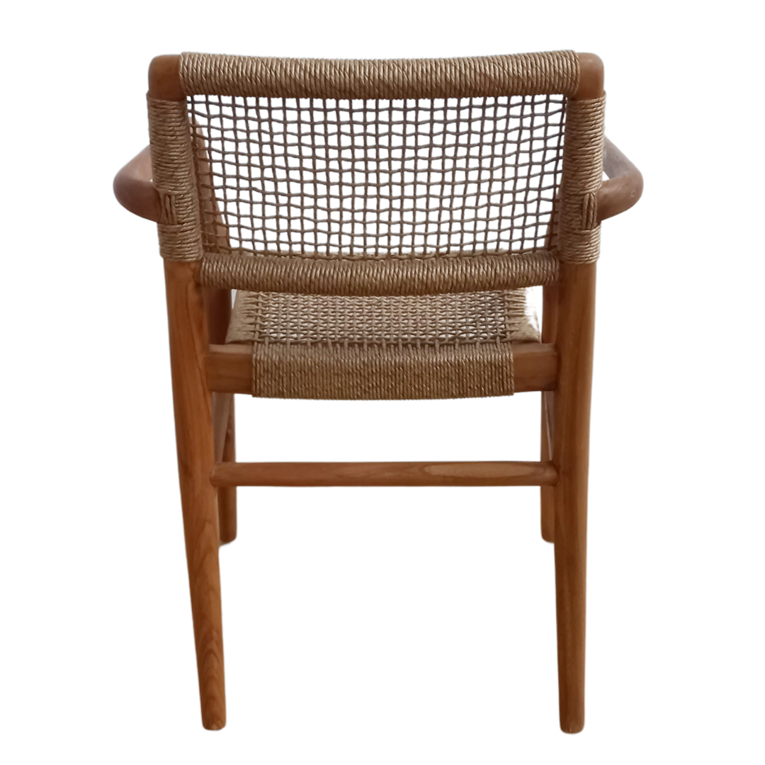 NINA ARM DINING CHAIR
