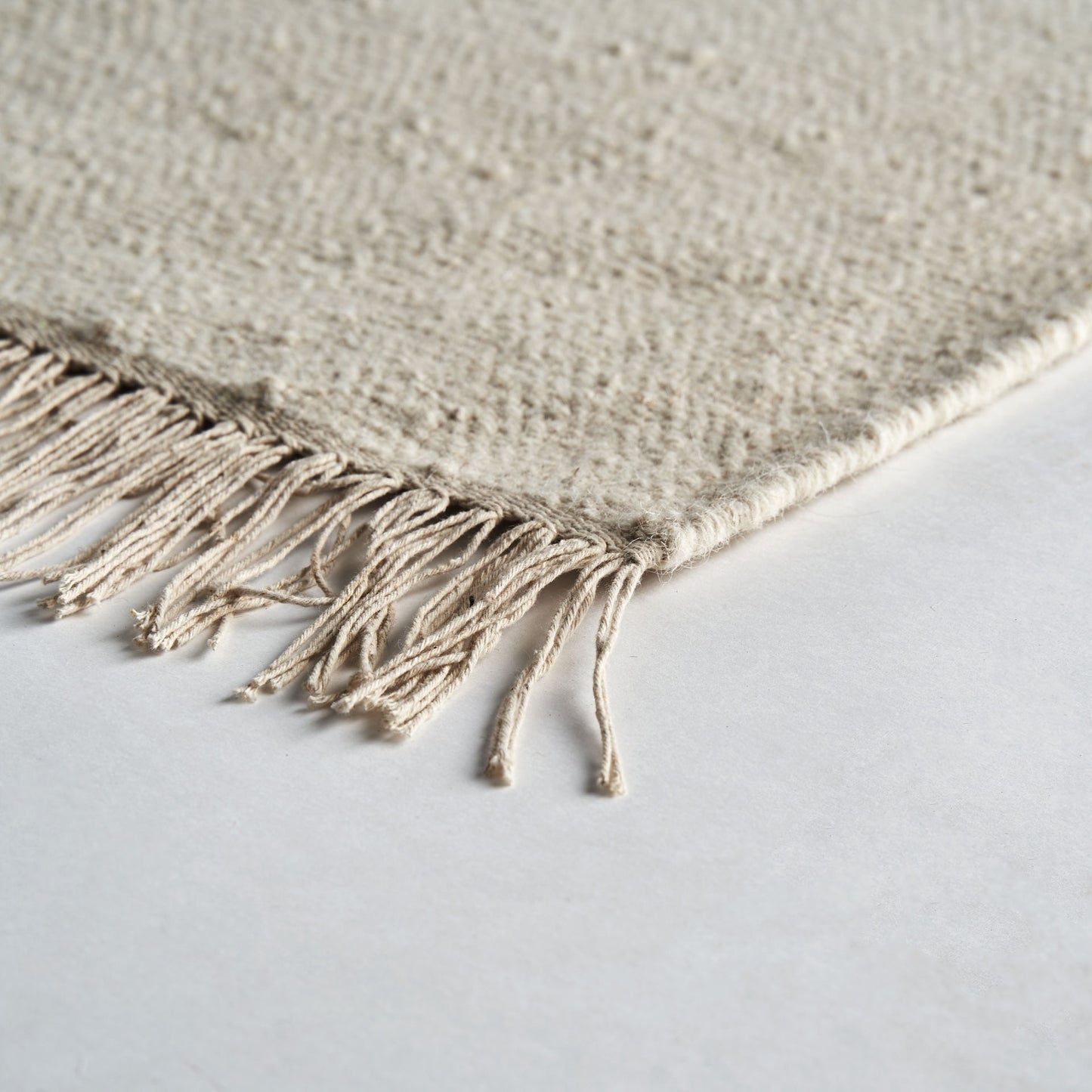 NOMI WOOL RUG