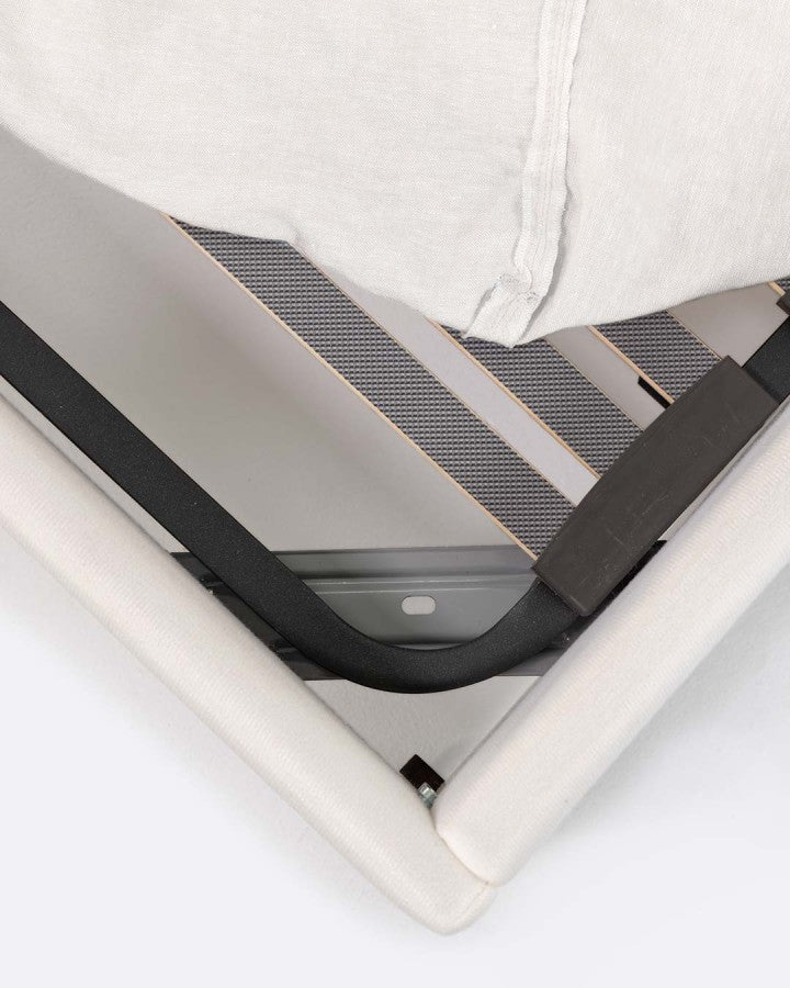 BED LINEN FABRIC WHITE