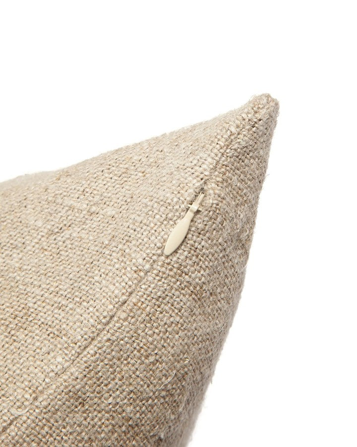 DADDAL CUSHION