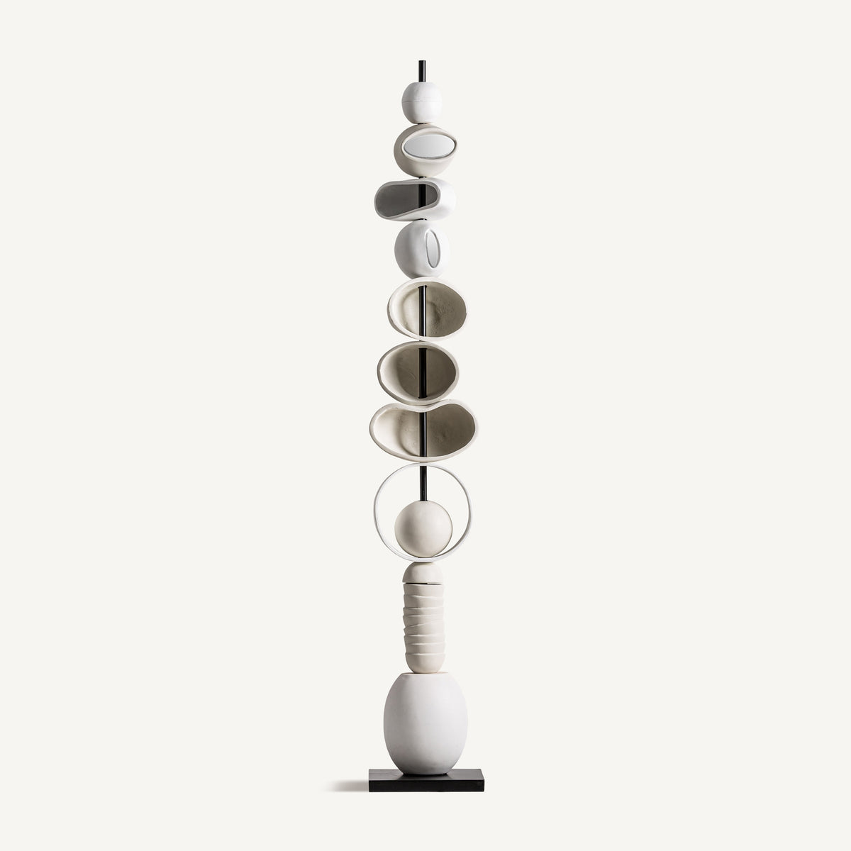 FLOOR SCULPTURE 205cm
