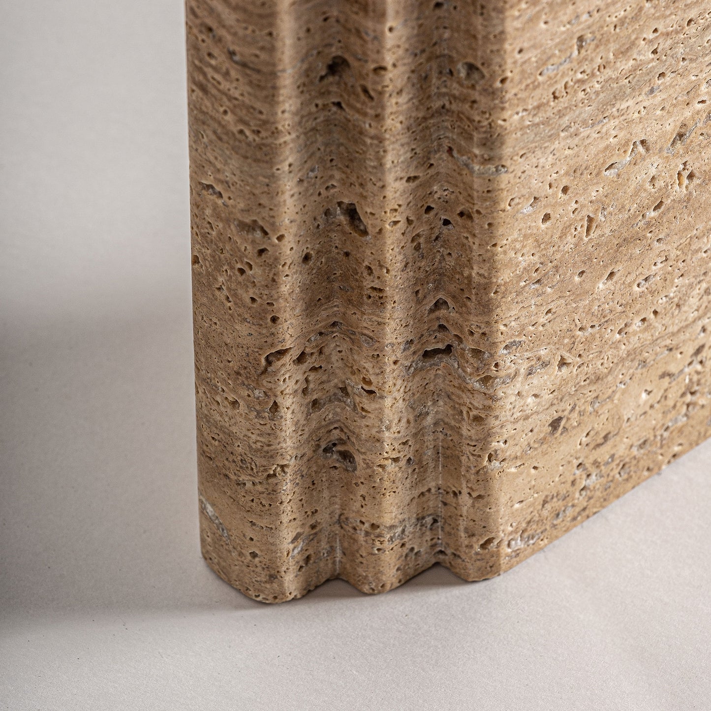 TRAVERTINE TABLE LAMP