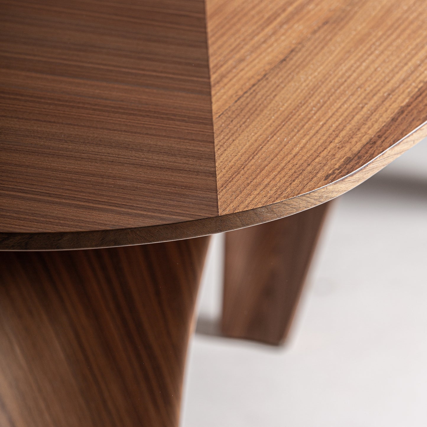 BILZEN DINING TABLE*280