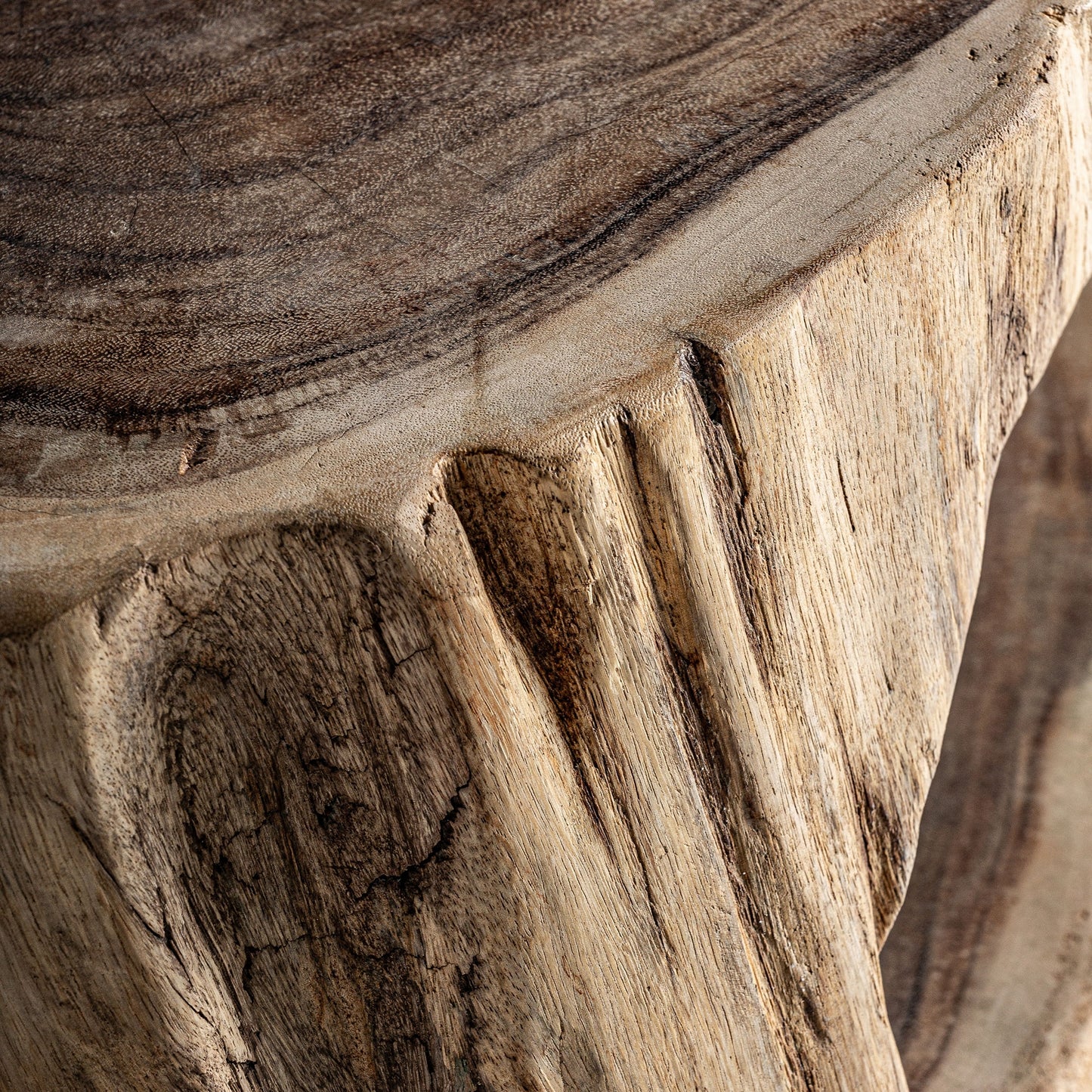 UNIQUE KHALED COFFEE TABLE