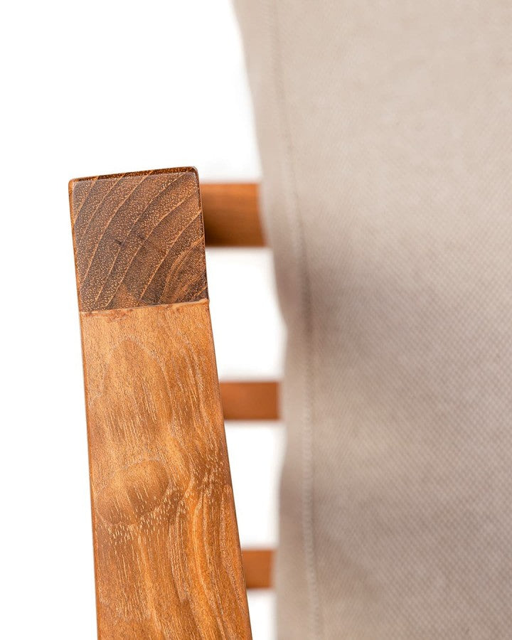 ATUSS ARMCHAIR