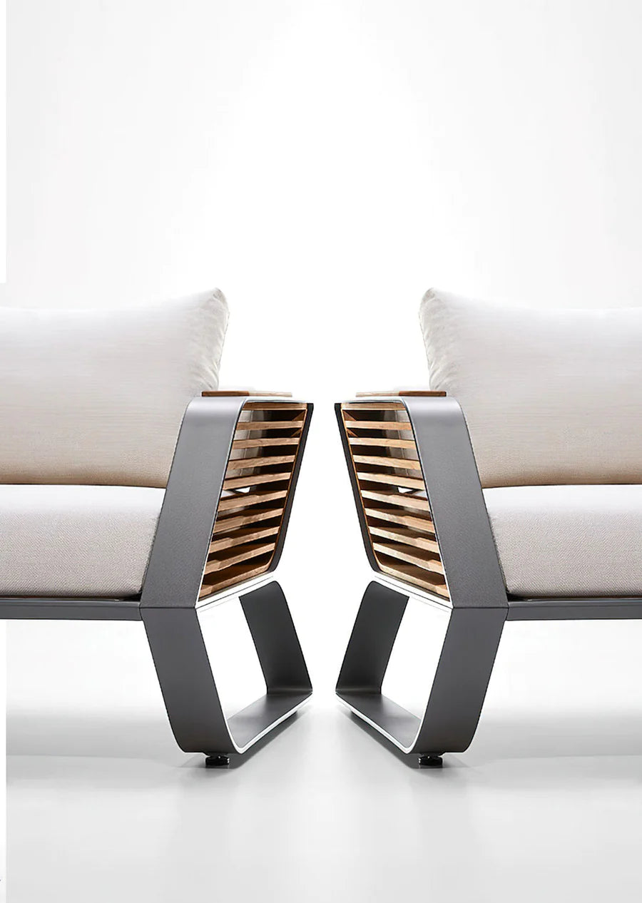 WING LOUNGE SET