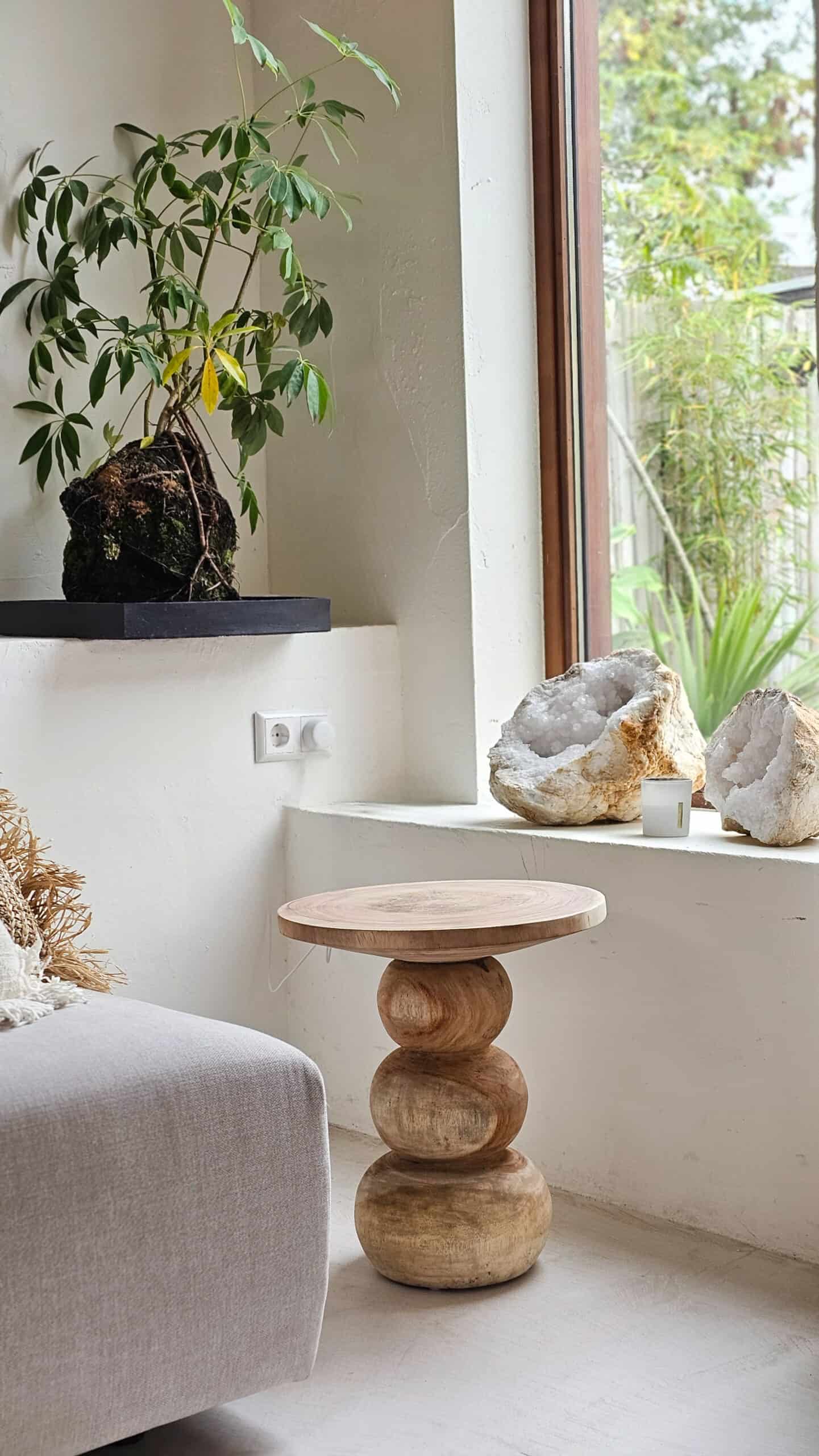 WOOD ROUND SIDE TABLE EMU