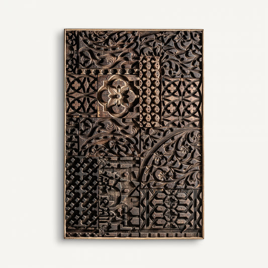 UNIQUE KISSEY WALL ART