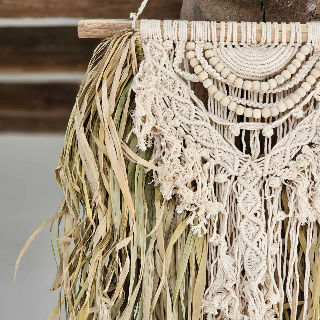 MACRAME RAFFIA WALL DECOR