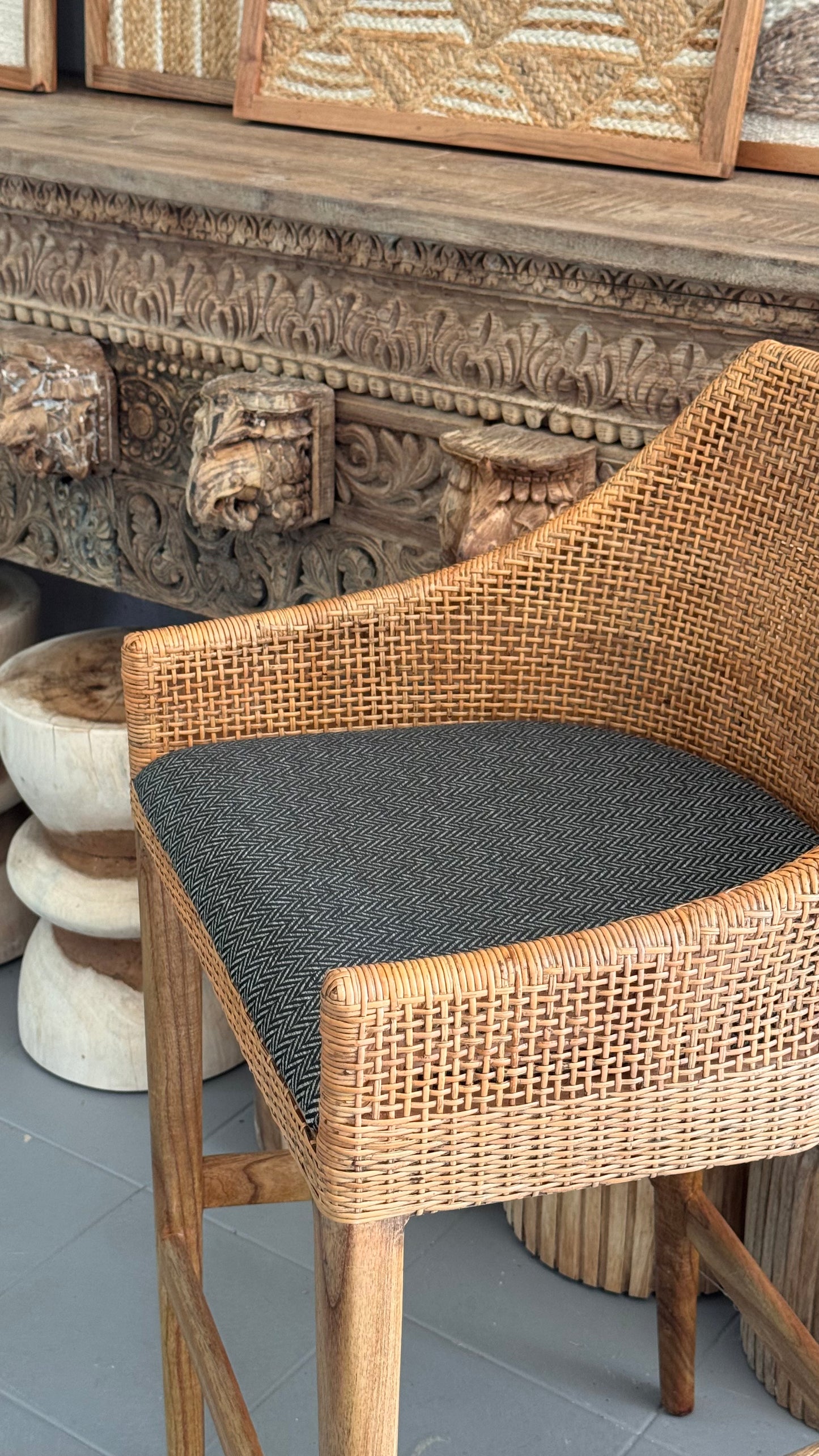 RATTAN BAR CHAIR MINDOR