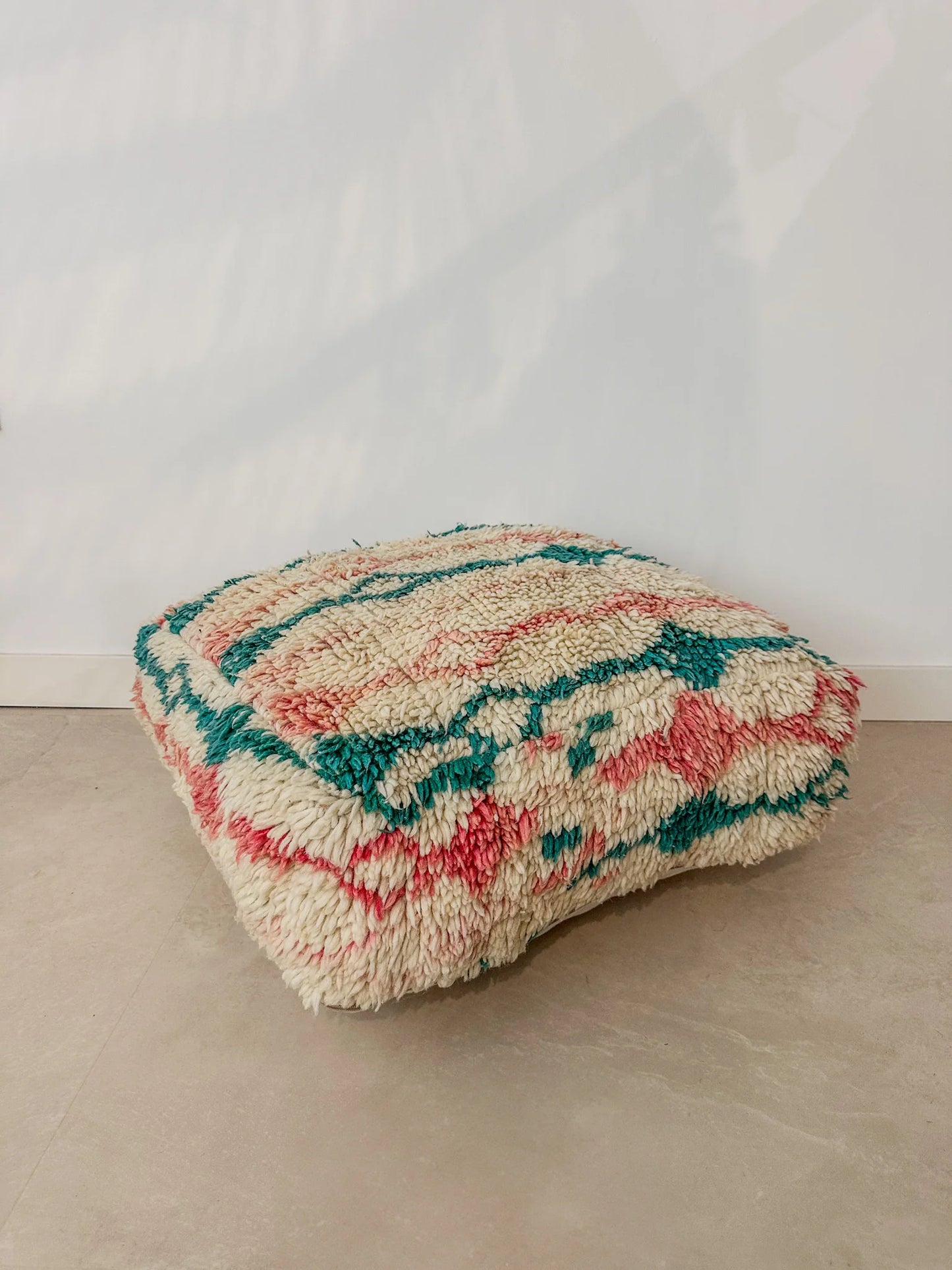 MAROCCAN WOLL POUF 15