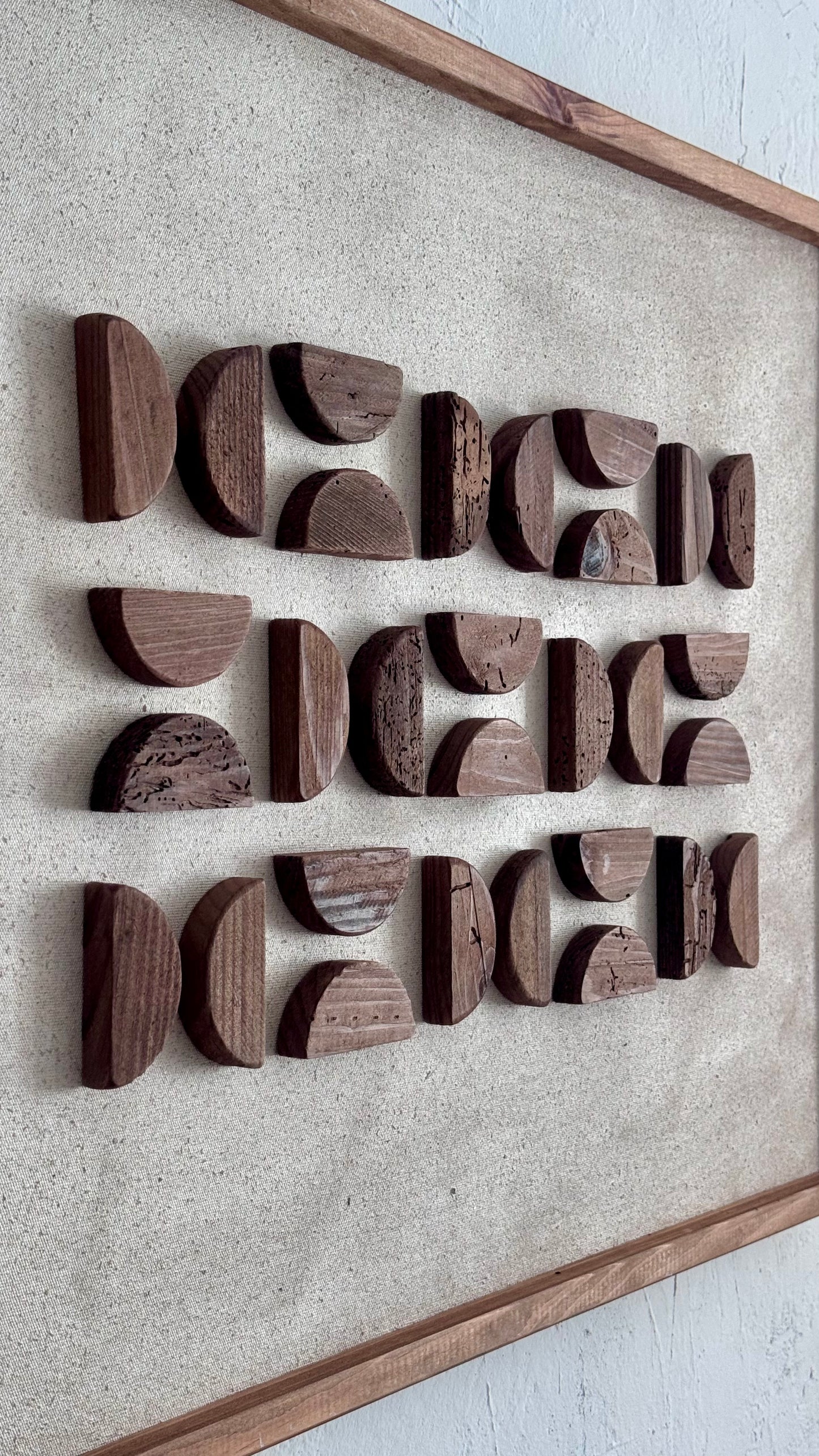 RECYCLED WOOD PINE TREE WALL DECORATION