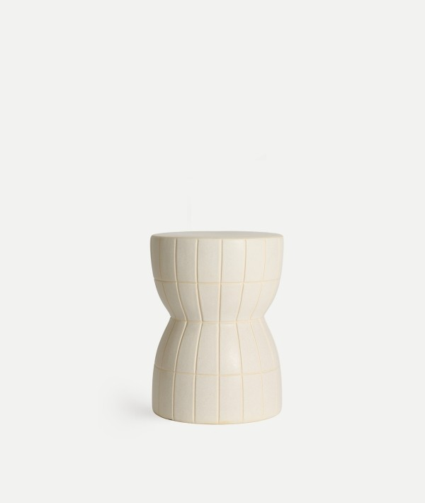 CHEWY SIDE TABLE