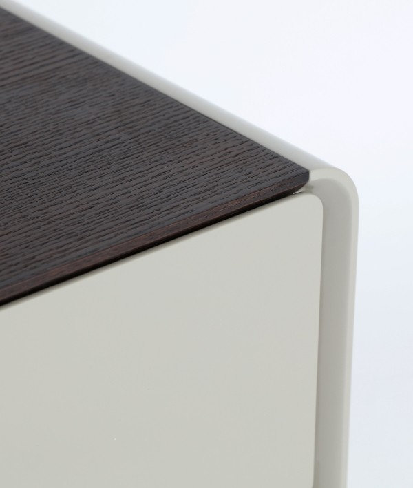 Нощно шкафче KIST