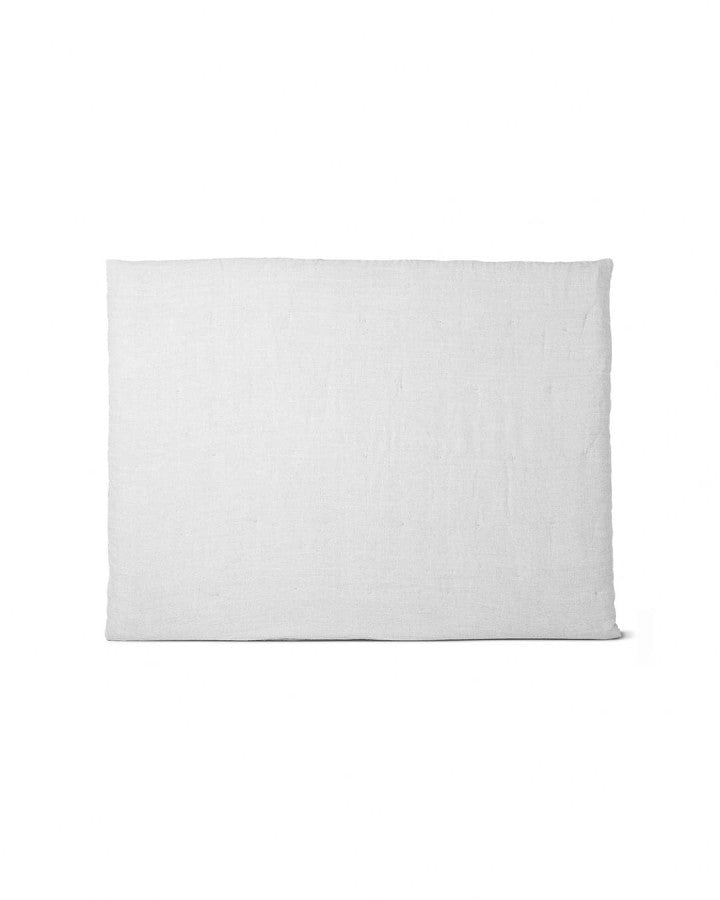 LINEN WHITE COVER 01