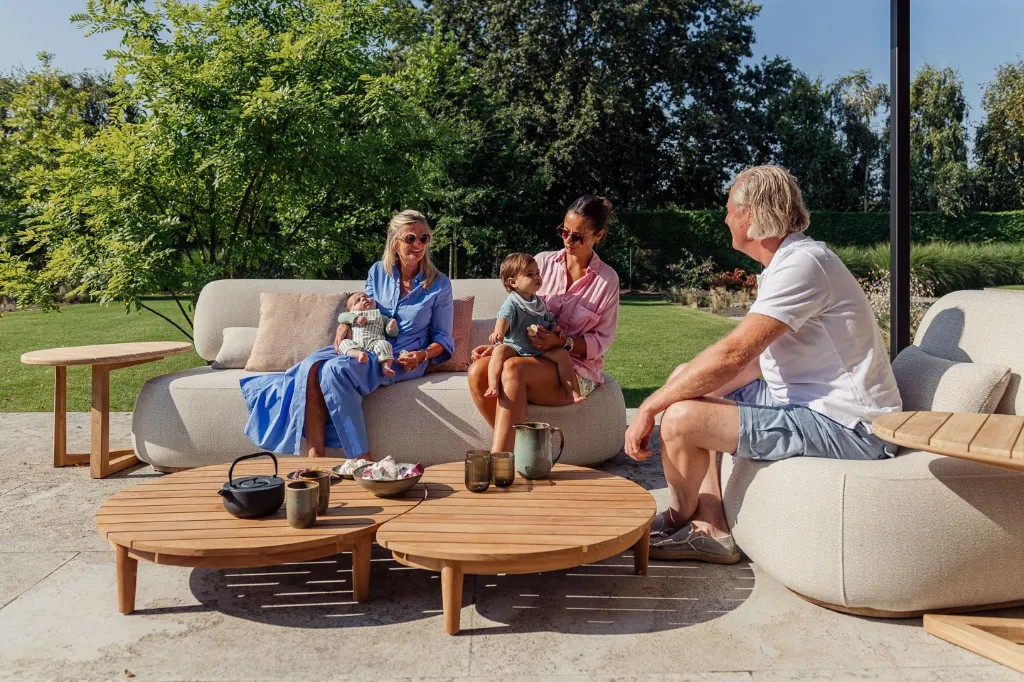 OUTDOOR SOFA RUBY 3 SEATS